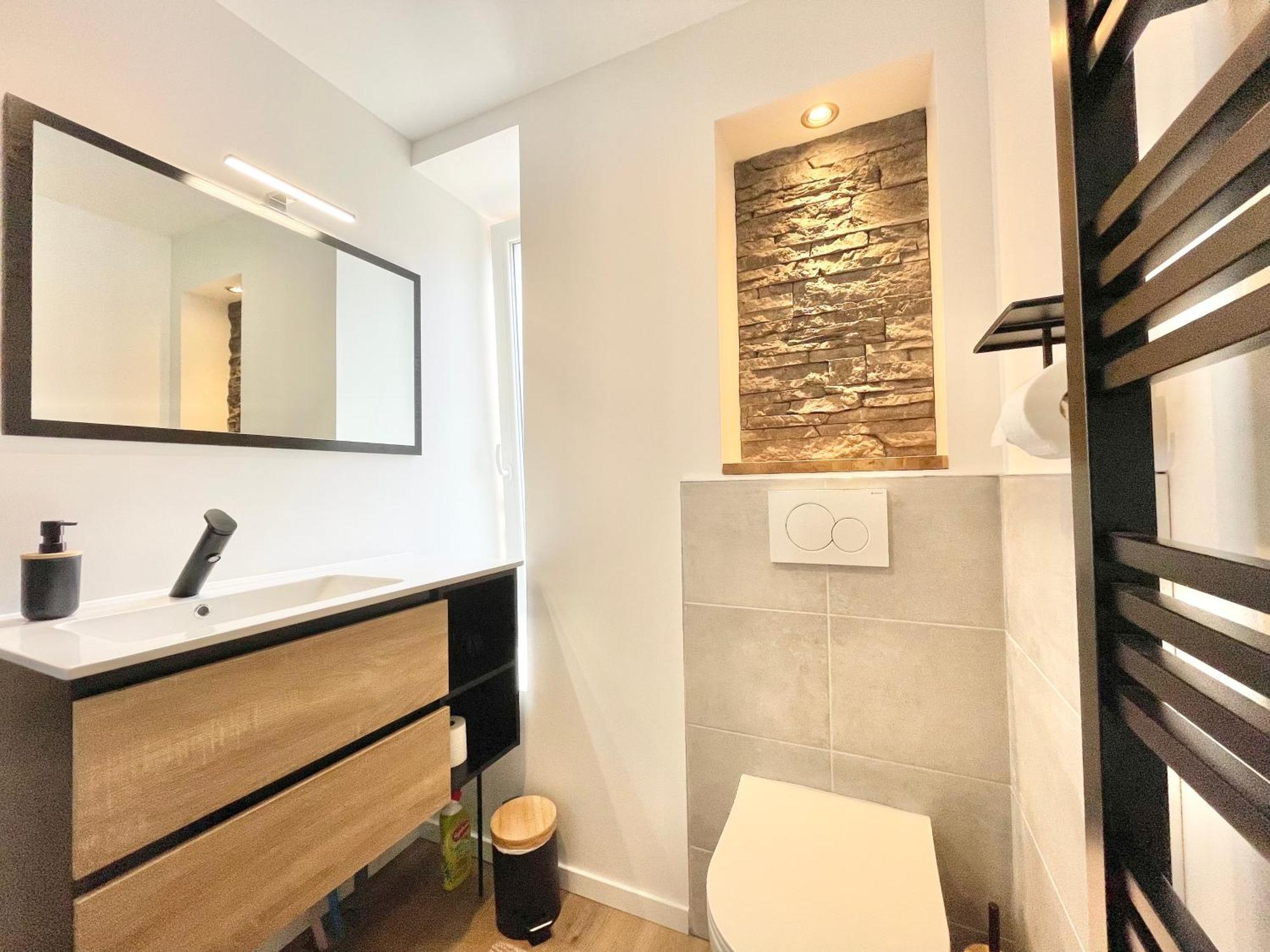 Le Calloch 2D - Studio 4 Etoiles - Quartier Gare - Wifi - Netflix Quimper Exteriör bild