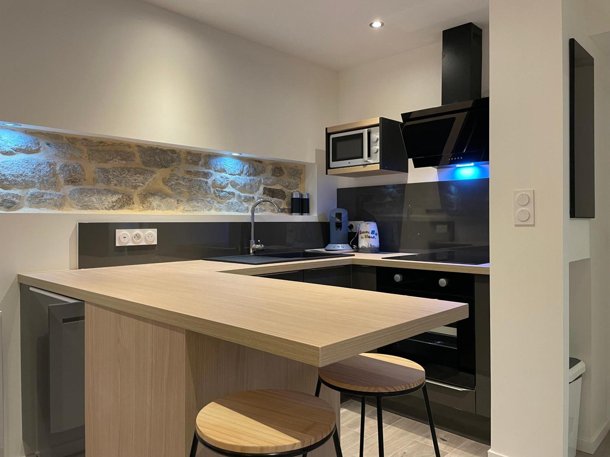 Le Calloch 2D - Studio 4 Etoiles - Quartier Gare - Wifi - Netflix Quimper Exteriör bild