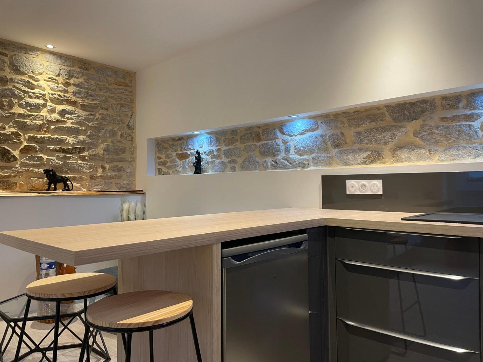 Le Calloch 2D - Studio 4 Etoiles - Quartier Gare - Wifi - Netflix Quimper Exteriör bild